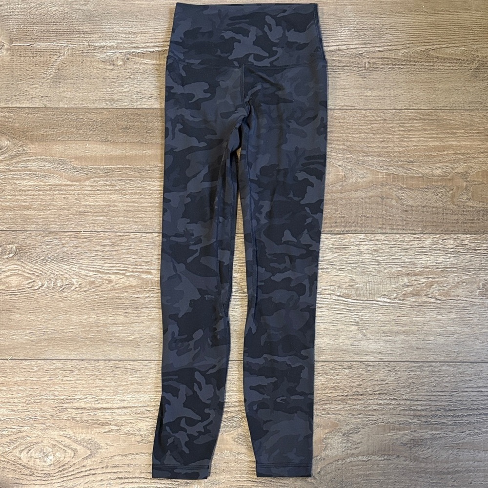 Lululemon Athletica Black & Grey Camouflage Print Yoga Pant Leggings